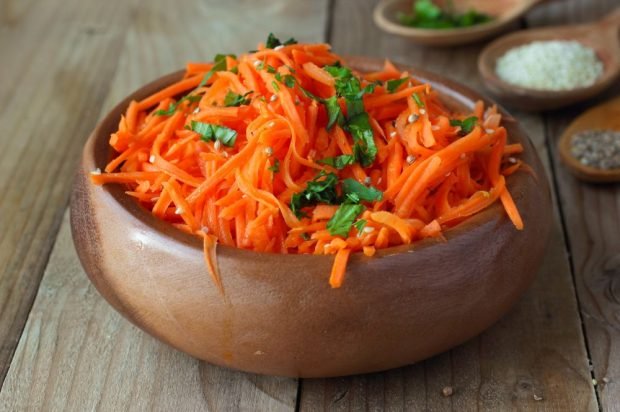 Carrots in Korean with ginger
