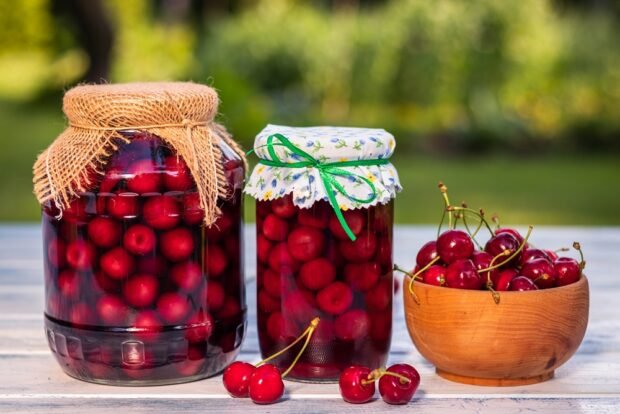 Classic cherry compote for the winter