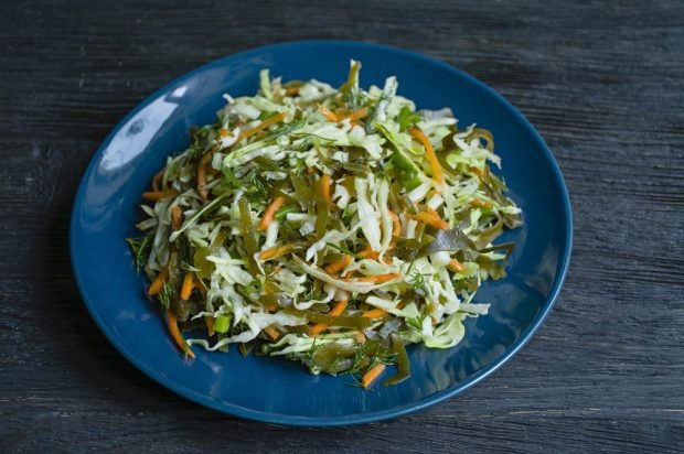 White and sea cabbage salad