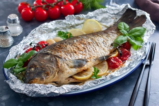 Whole carp in the oven