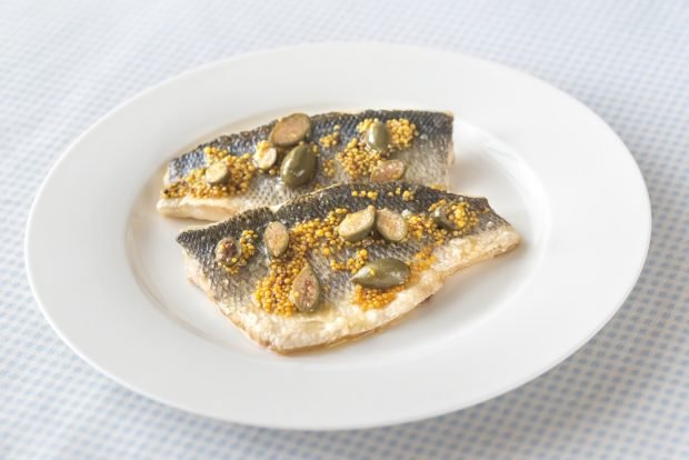 Baked perch with dijon mustard