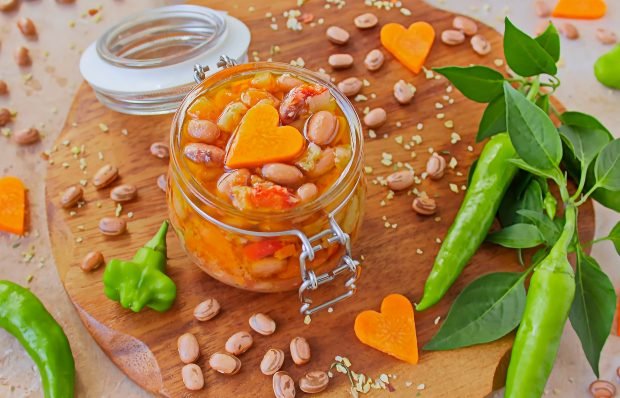 Beans with vegetables for the winter in banks