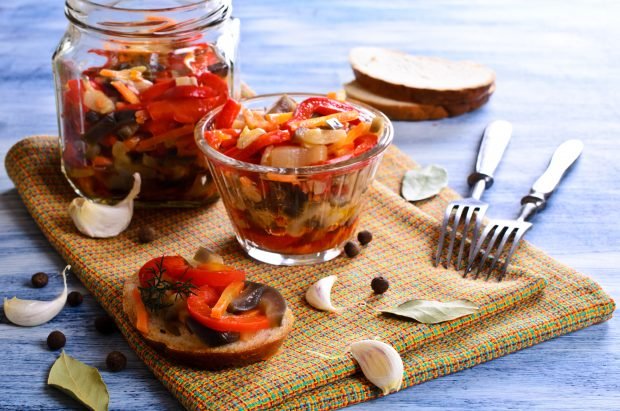 Eggplant with pepper for the winter