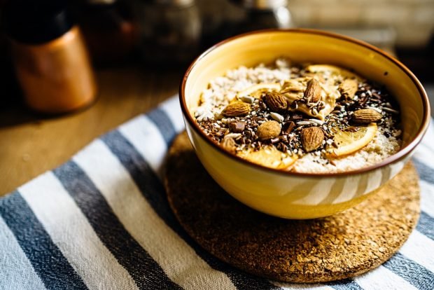 Oatmeal in soy milk