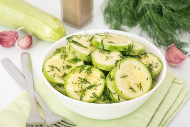 Pickled zucchini