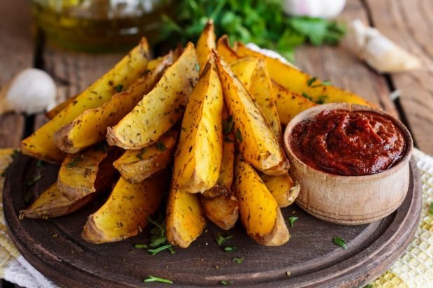 Potato in a rustic, baked in the peel