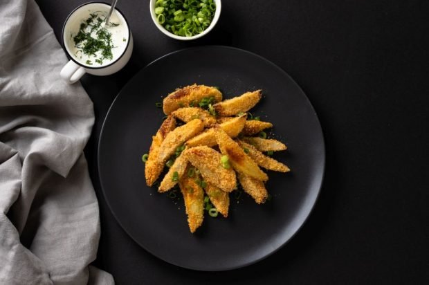 Potatoes in a rustic, baked in panning crackers