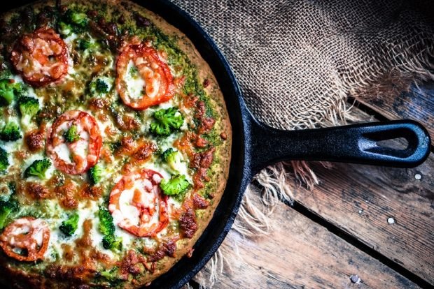 Vegetarian pizza in a pan