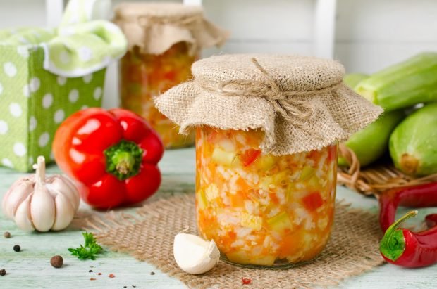 Zucchini with rice for the winter